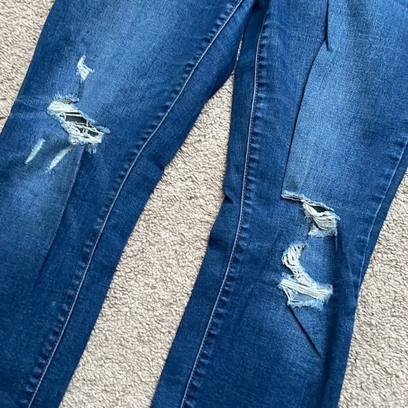 Old Navy Rockstar jeans - Picture 3 of 7